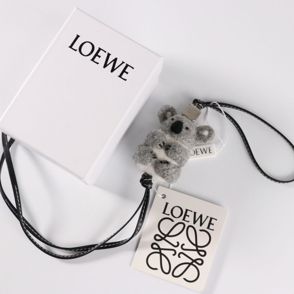 ロエベ　LOEWE　キュート♪　チャーム　バッグチャーム　フェルト＆カーフ　パンダ チャーム　チャウチャウ チャーム　ベビー ペンギン チャーム　シープ チャーム　レディース　11色 - 画像 3