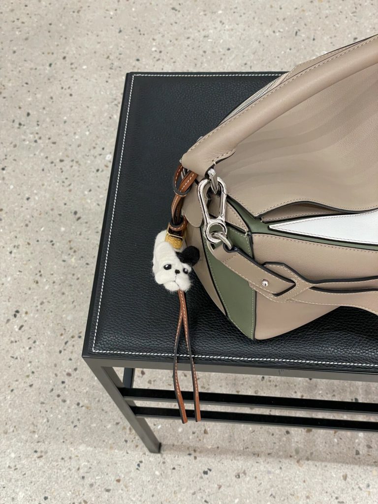 ロエベ　LOEWE　キュート♪　チャーム　バッグチャーム　フェルト＆カーフ　パンダ チャーム　チャウチャウ チャーム　ベビー ペンギン チャーム　シープ チャーム　レディース　11色 - 画像 6