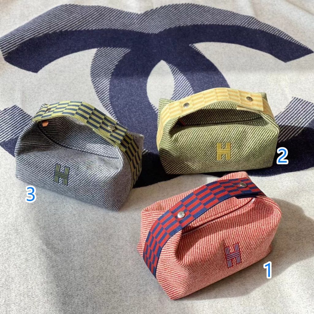 週末に持つHERMESのバッグ、見る順番はここから