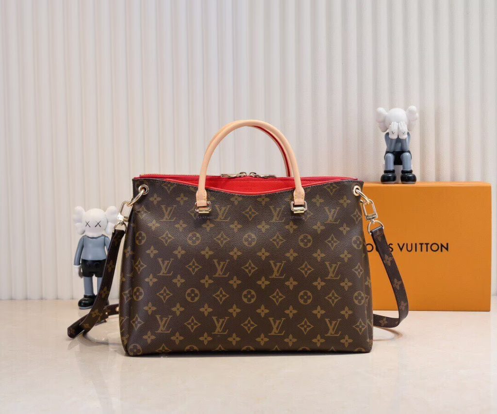 ルイ·ヴィトンパラス Louis Vuitton バッグ｜通勤の日にベージュを写真からチェック - 商品画像 2