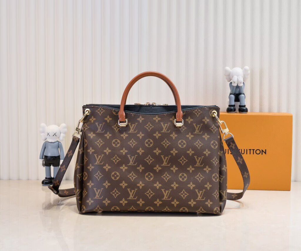 ルイ·ヴィトンパラス Louis Vuitton バッグ｜通勤の日にベージュを写真からチェック - 商品画像 4