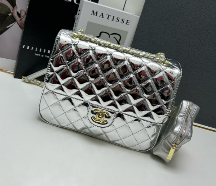 CHANEL　バックパック & コインパース　シャネル　ゴールド/シルバー/ブラック　リュックサック 星✩スター　レディースバッグ - 画像 3