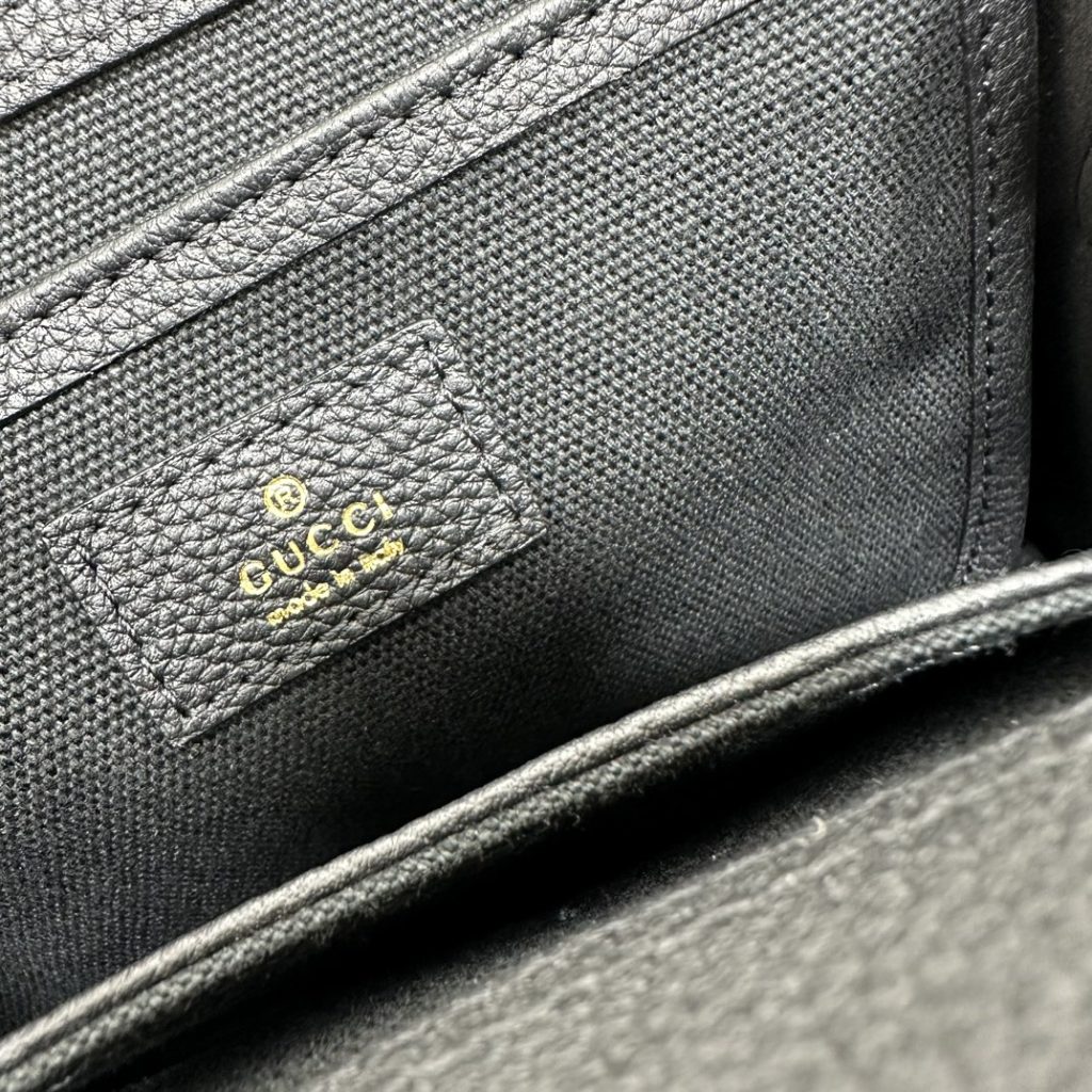 最高級！グッチ　GUCCI　シンプル　フック クロージャー付き　スモール　トートバッグ　ハンドバッグ　レディース　ブラック　バッグ　無地 - 画像 8
