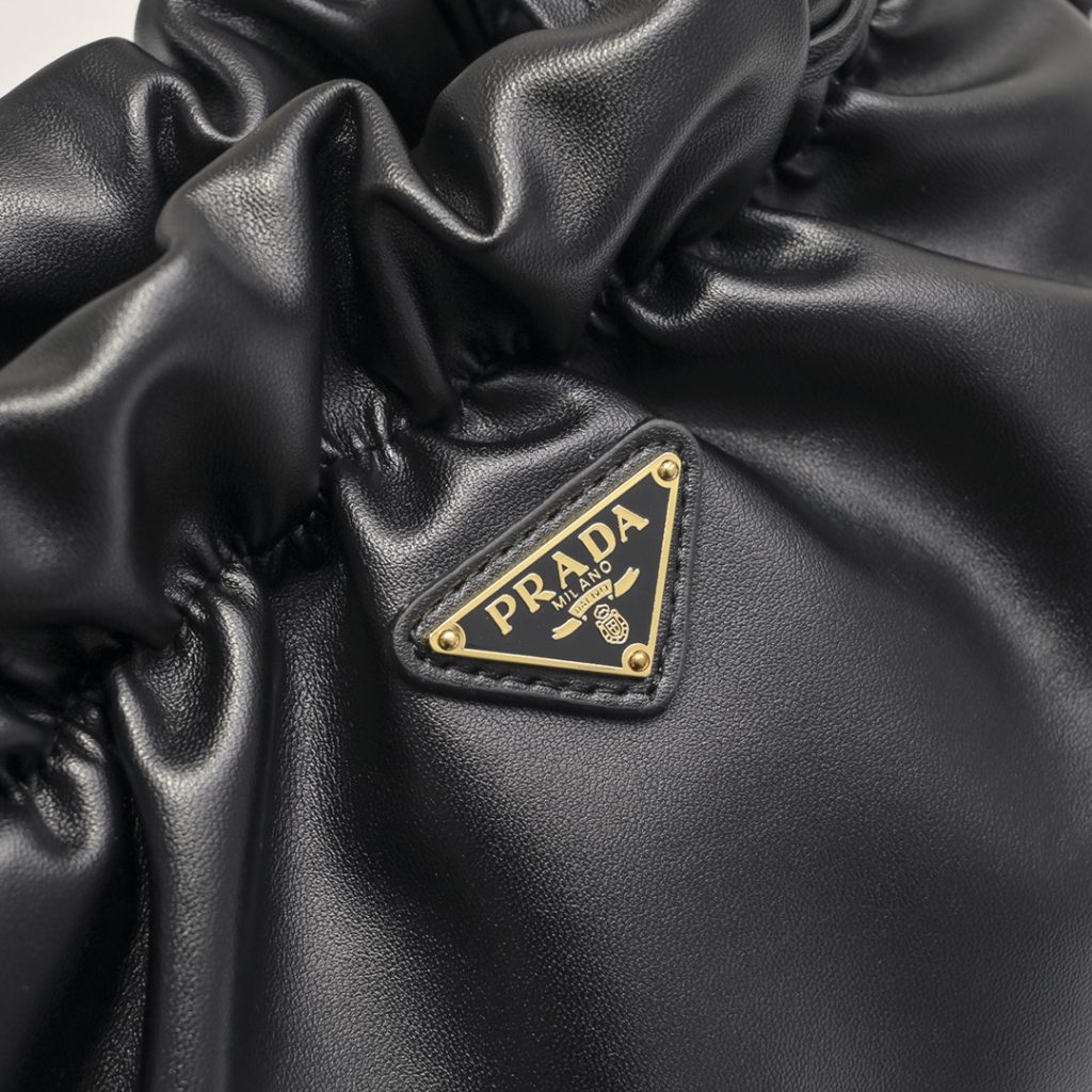 プラダ 可愛い ナッパレザー ショルダーバッグ PRADA バケットバッグ 巾着バッグ ハンドバッグ レディース肩掛けバッグ - 画像 6