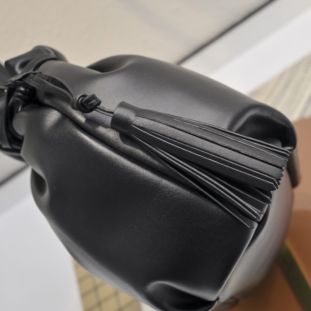 プラダ 可愛い ナッパレザー ショルダーバッグ PRADA バケットバッグ 巾着バッグ ハンドバッグ レディース肩掛けバッグ - 画像 5