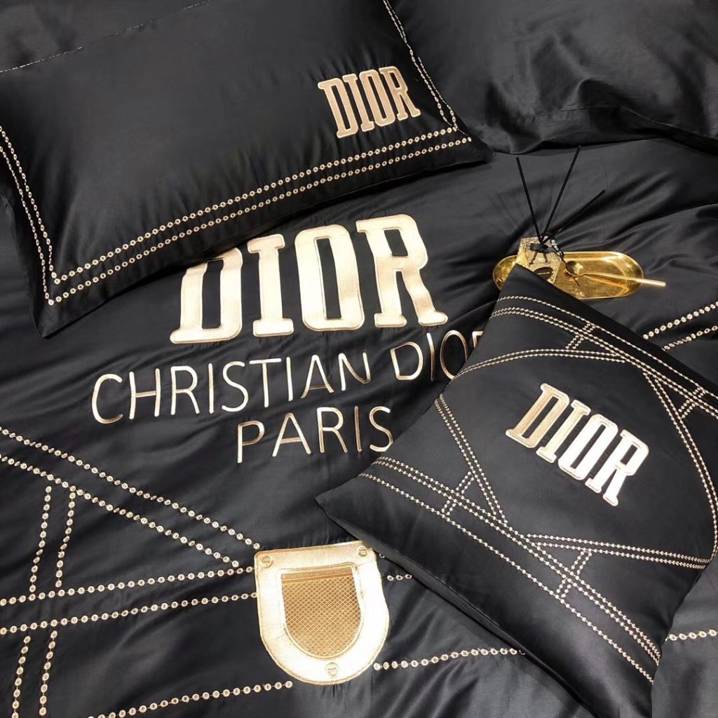 ディオール布団カバーセット刺繍系　4点ベッド寝具セットDior　掛け布団カバー/ボックスシーツ　新居用品ゴージャス　選べる3種 - 画像 2
