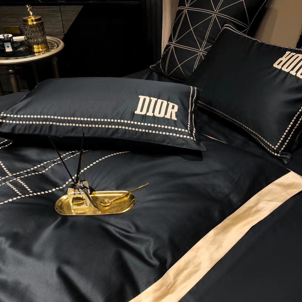ディオール布団カバーセット刺繍系　4点ベッド寝具セットDior　掛け布団カバー/ボックスシーツ　新居用品ゴージャス　選べる3種 - 画像 3