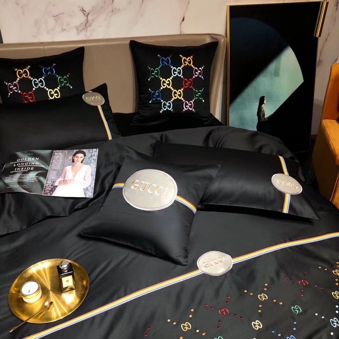 グッチ布団カバーセット刺繍系　4点ベッド寝具セットGUCCI　掛け布団カバー/ボックスシーツ　新居用品ゴージャス　ブラック - 画像 2