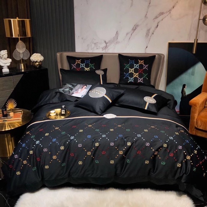 グッチ布団カバーセット刺繍系　4点ベッド寝具セットGUCCI　掛け布団カバー/ボックスシーツ　新居用品ゴージャス　ブラック - 画像 3