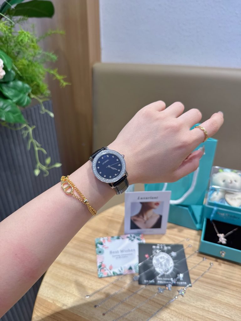 Chanel シャネル【新作入荷】570 高品質モデル✨ 9点画像付きで安心🛒 今すぐゲット🎯 限定価格💖 満足保証⭐ - 画像 4