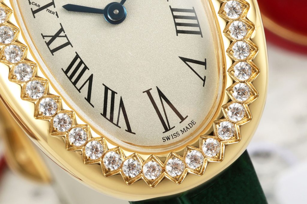 Cartier カルティエ✨【Cartier サントス 100】✨ 高級腕時計 メンズ 人気モデル 💎 ラグジュアリー ギフト 🎁 贈答用に最適 ⌚ - 画像 4