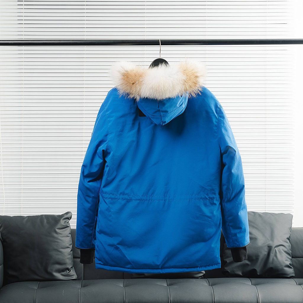 CANADA GOOSE（カナダグース）【超目玉】カナダグース ダウンコート レディース ロングパーカ⭐️ 防寒 アウトドア 高級ブランド🛒 秋冬必須🎁 暖か抜群✨ - 画像 4