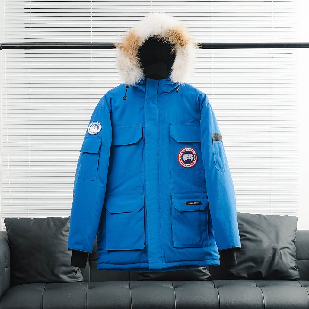 CANADA GOOSE（カナダグース）【超目玉】カナダグース ダウンコート レディース ロングパーカ⭐️ 防寒 アウトドア 高級ブランド🛒 秋冬必須🎁 暖か抜群✨ - 画像 5