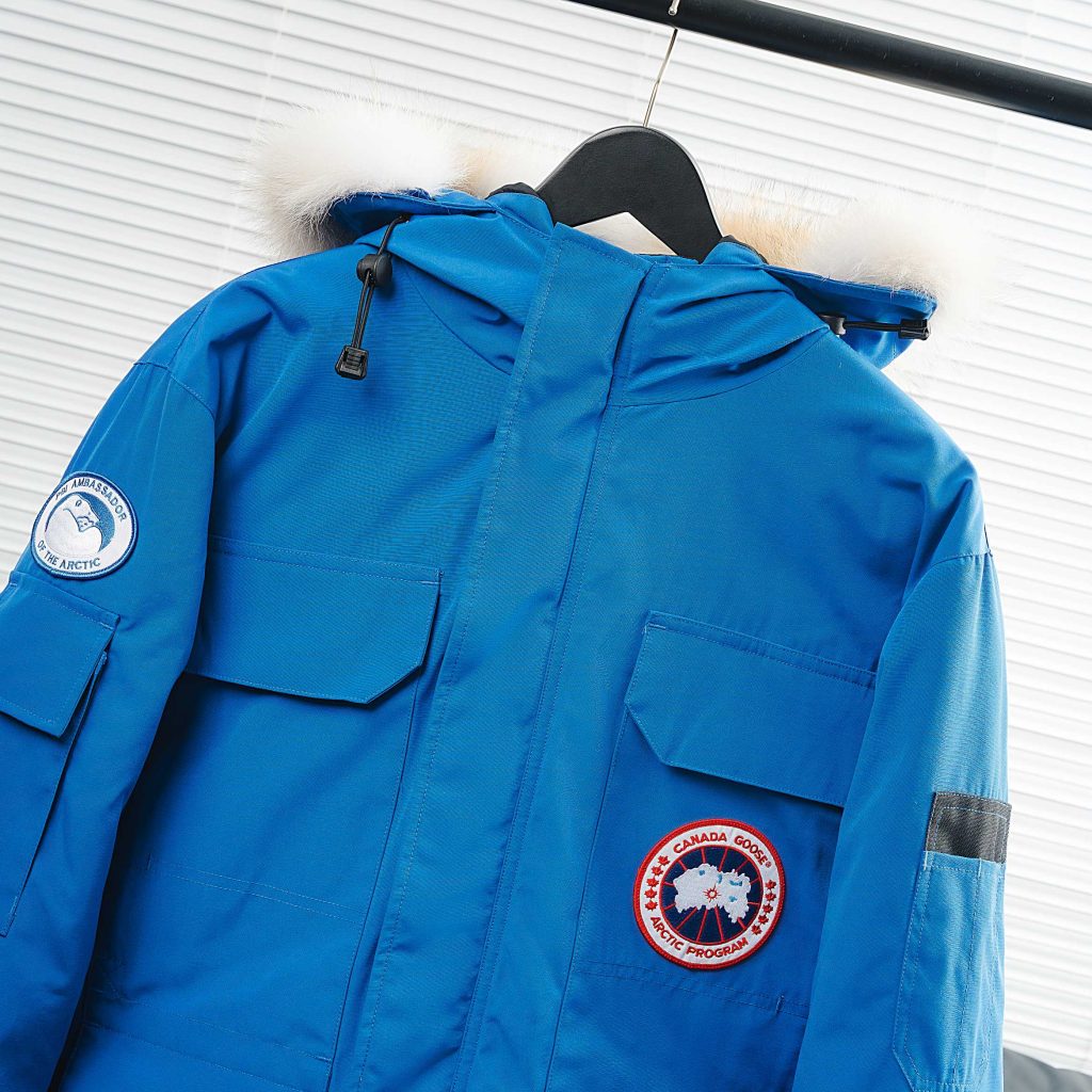 CANADA GOOSE（カナダグース）【超目玉】カナダグース ダウンコート レディース ロングパーカ⭐️ 防寒 アウトドア 高級ブランド🛒 秋冬必須🎁 暖か抜群✨ - 画像 6