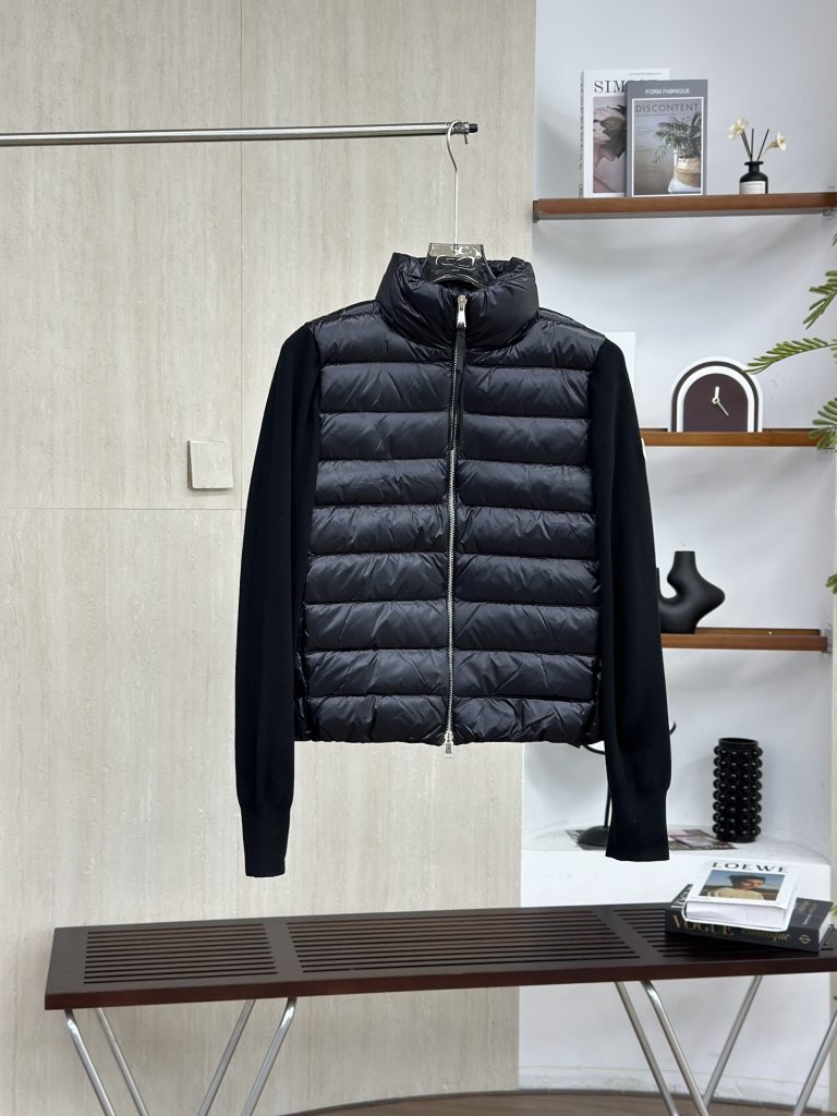 MONCLERのジャケットを予算内で探す前に見る写真のポイント