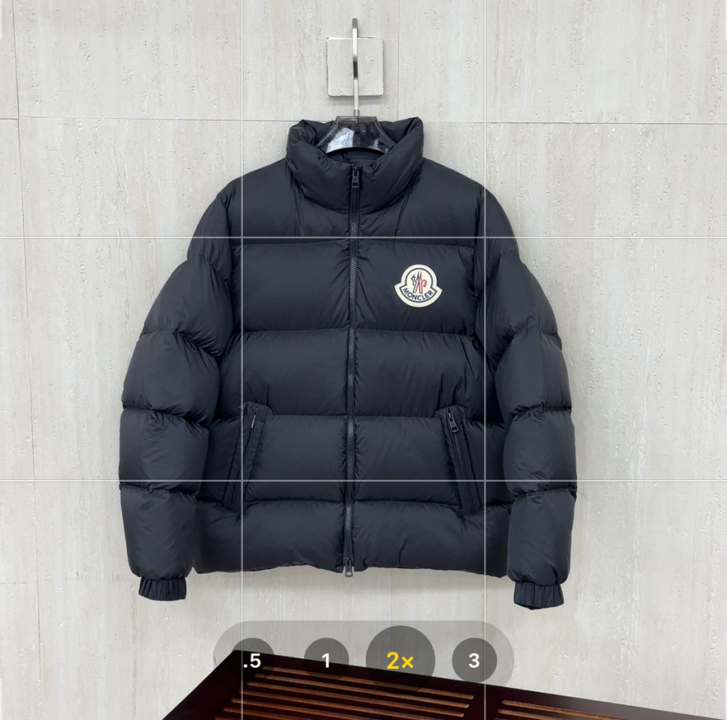 Moncler モンクレール【MONCLER】モンクレール ダウンジャケット レディース✨ 秋冬必須アイテム👜 保温性抜群🔝 高級感溢れるデザイン🕊️ - 画像 5