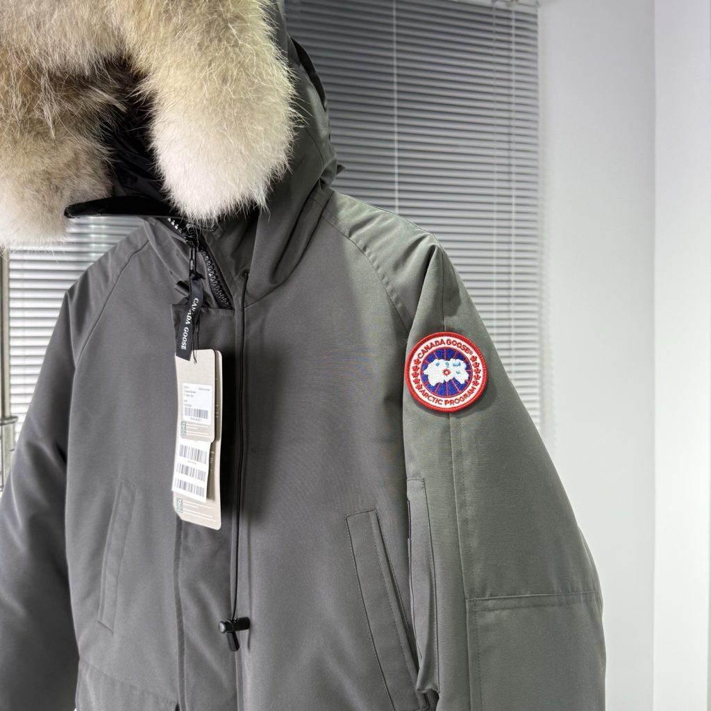 Moncler モンクレール【新作】モンクレール ダウンジャケット レディース✨ 秋冬必須アイテム🕊️ 高級素材使用🎯 保温性抜群🔥 - 画像 3