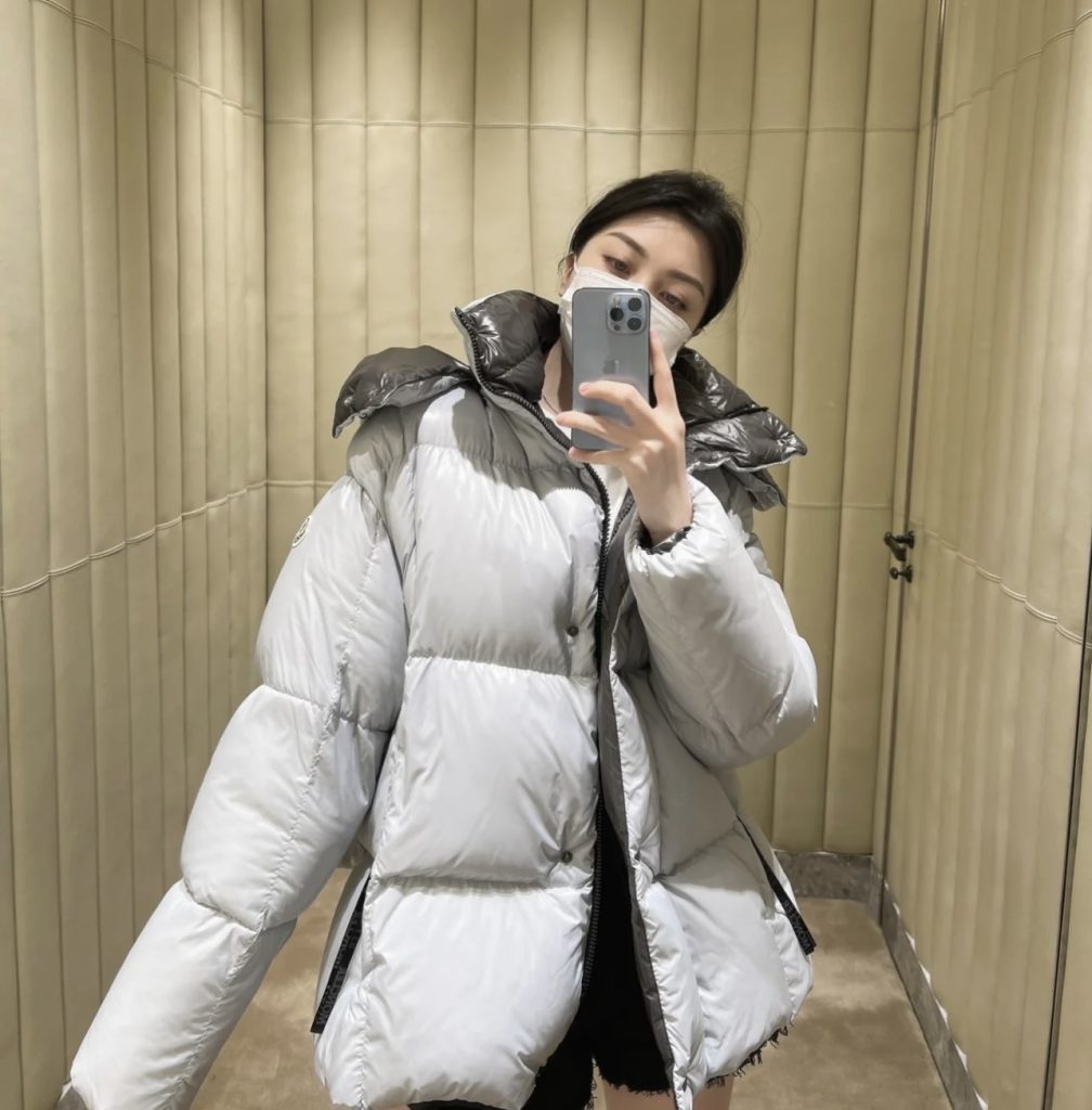 Moncler モンクレール【新作】モンクレール ダウンジャケット レディース✨ 秋冬必須アイテム🕊️ 高級素材☁️ 保温性抜群🔥 - 画像 4