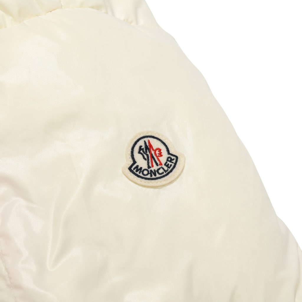 Moncler モンクレール【MONCLER】モンクレール ダウンジャケット 秋冬新作✨ 軽量保温🥊 限定カラー🎨 高級素材🛍️ - 画像 6