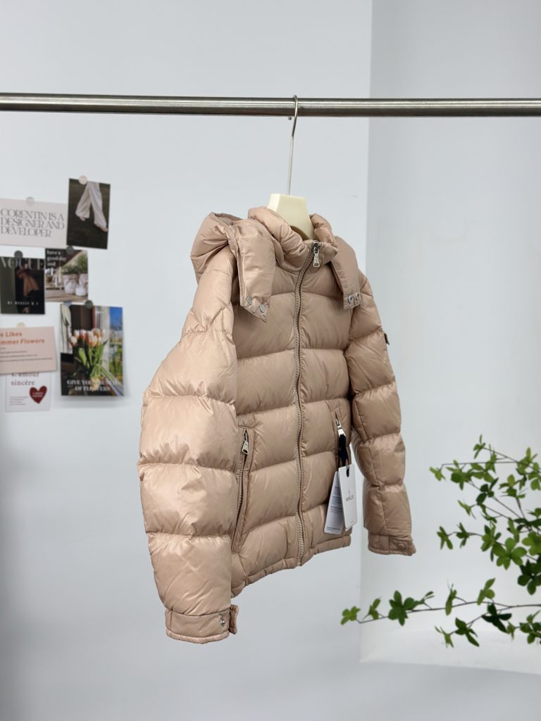 Moncler モンクレール【MONCLER】モンクレール ダウンジャケット 新作✨ 大人気❤️ 秋冬コート🛒 ギフト対応🎁 - 画像 2