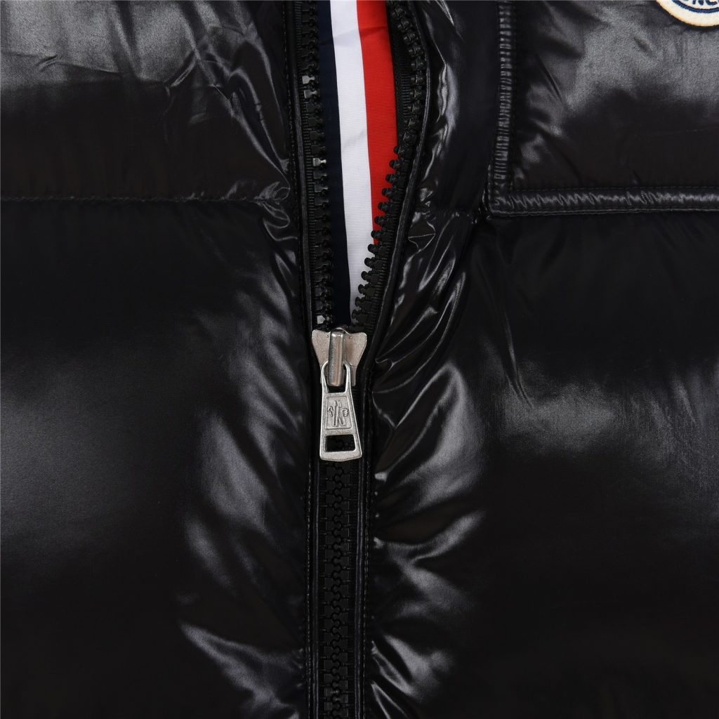 Moncler モンクレール【新作】モンクレール ダウンジャケット 2023年秋冬コレクション✨ レディース ロング丈 高品質 保温性◎🕊️ プレゼントにも🎁 - 画像 4
