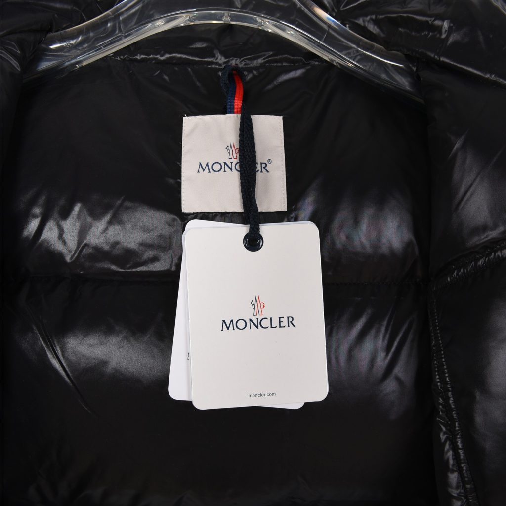 Moncler モンクレール【新作】モンクレール ダウンジャケット 2023年秋冬コレクション✨ レディース ロング丈 高品質 保温性◎🕊️ プレゼントにも🎁 - 画像 8