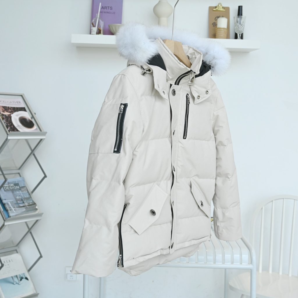 Moncler モンクレール【新作】モンクレール ダウンジャケット レディース✨ 秋冬必須アイテム🕊️ 高級素材使用🎯 保温性抜群 - 画像 3