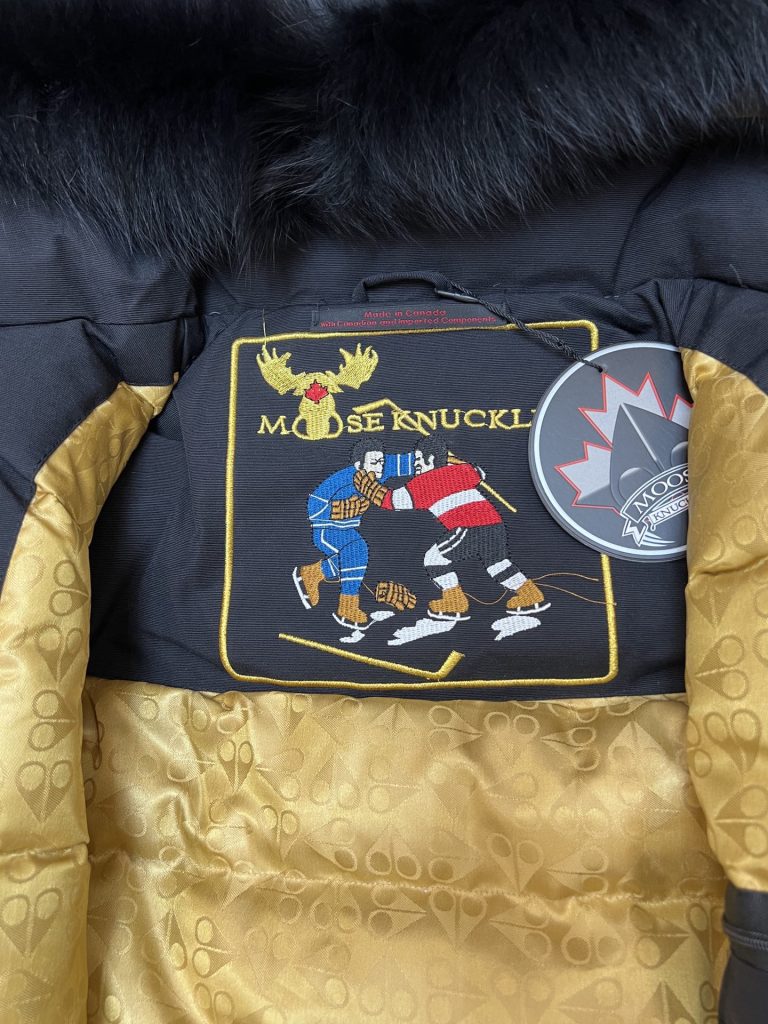 Moncler モンクレール【新作】モンクレール ダウンジャケット レディース✨ 秋冬必須アイテム🕊️ 高級素材使用🎯 保温性抜群 - 画像 7