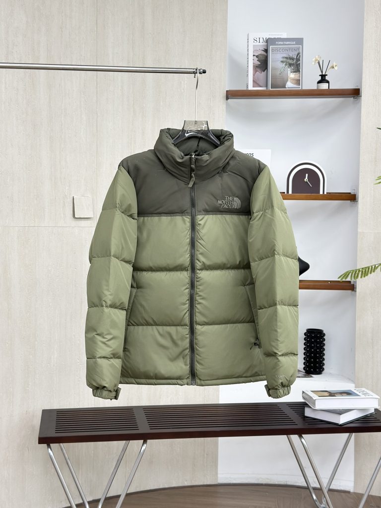 休日用に検討したい服装：写真と商品リンク付き