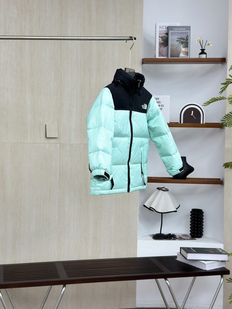 🛍️✨【超美品】THE NORTH FACE ノースフェイス ダウンブーツ レア 限定カラー ロング丈 防寒🔥 - 画像 3
