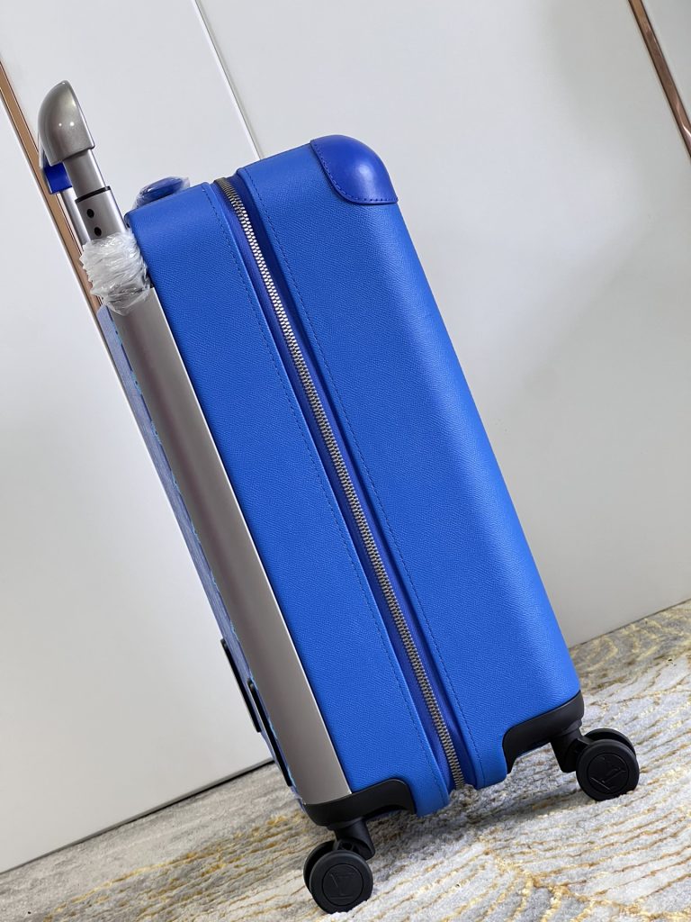 【ルイヴィトン】ホライズントランク モノグラム帆布 レザー保護コーナー 旅行ステッカー付き 上品で実用的な旅行コンパニオン - 画像 4