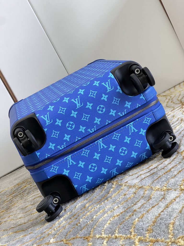 【ルイヴィトン】ホライズントランク モノグラム帆布 レザー保護コーナー 旅行ステッカー付き 上品で実用的な旅行コンパニオン - 画像 8