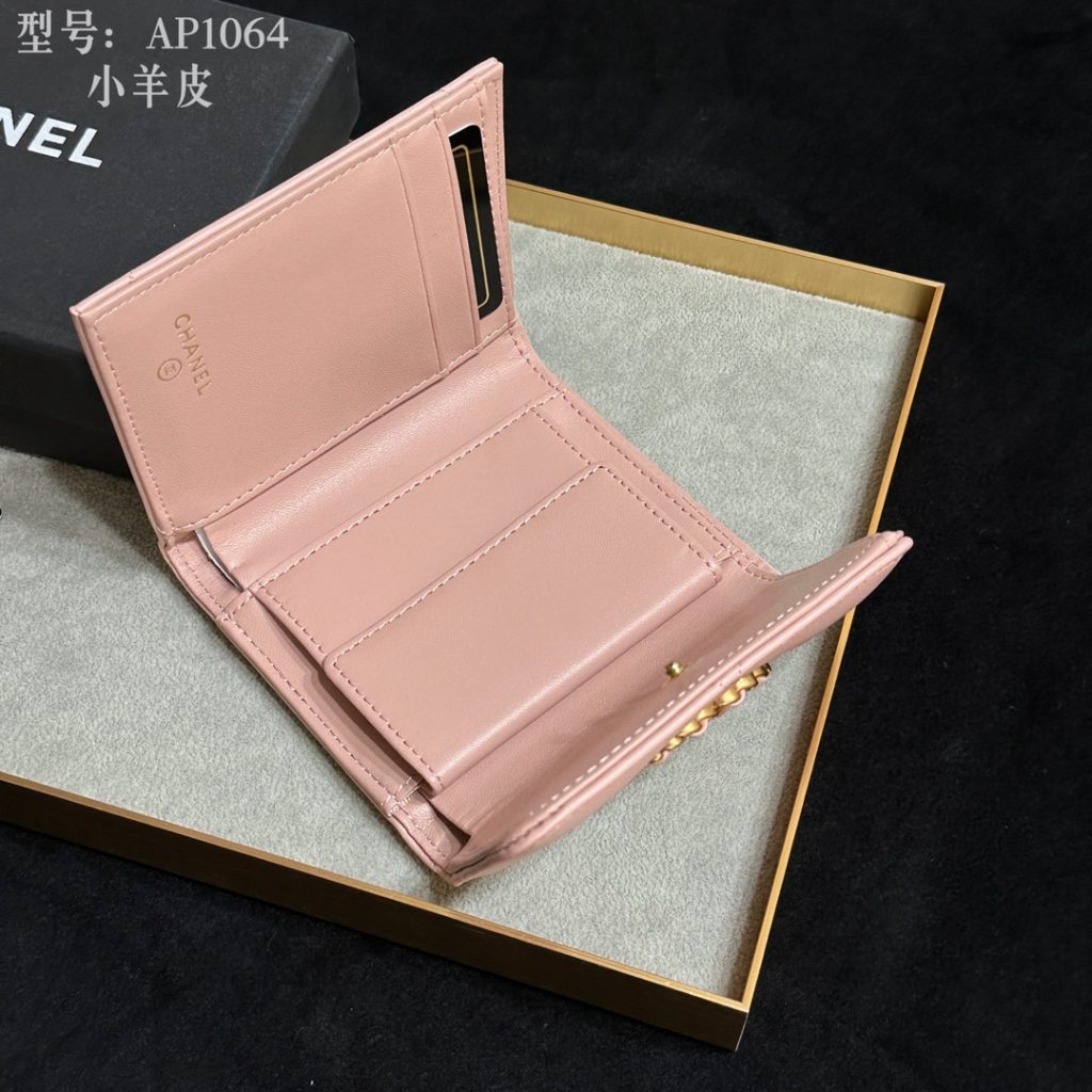 【シャネル】キャビアスキン 長財布 ココマーク金具 上品なブラック レディースウォレット - 画像 7