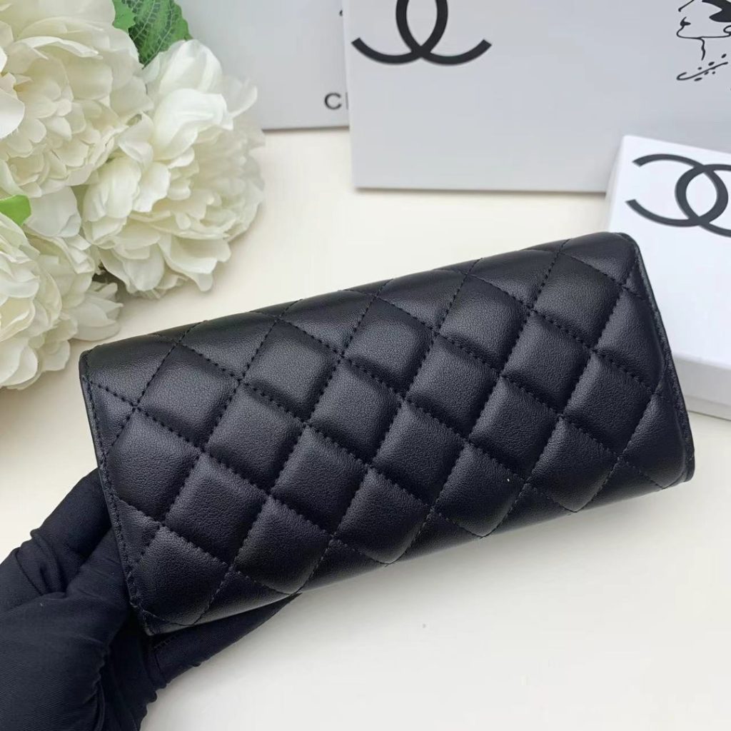 【シャネル】キャビアスキン 長財布 ココマーク金具 上品なブラックのレディースウォレット - 画像 4