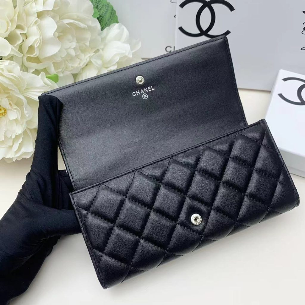【シャネル】キャビアスキン 長財布 ココマーク金具 上品なブラックのレディースウォレット - 画像 7