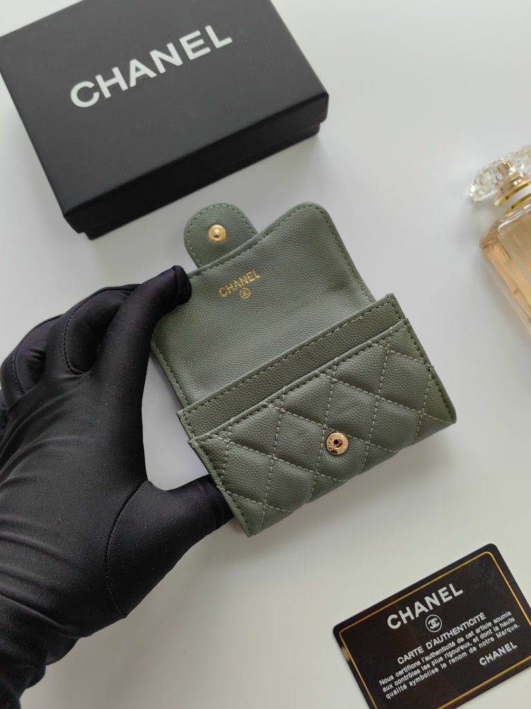 【シャネル】キャビアスキン 長財布 ココマーク金具 ブラック 上品で実用的なレディースウォレット - 画像 5