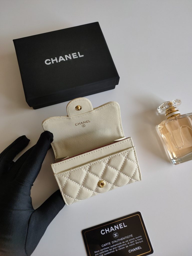 【シャネル】キャビアスキン 長財布 ココマーク金具 上品で高級感あふれるレディースウォレット - 画像 5