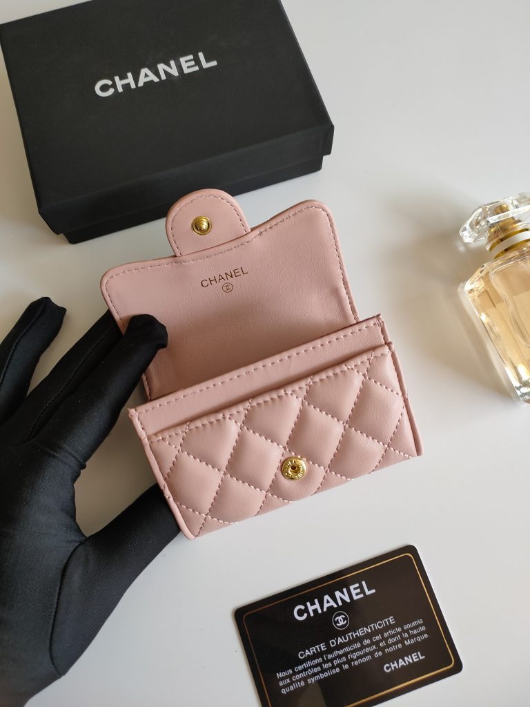 【シャネル】キャビアスキン 長財布 ココマーク金具 上品なブラック レディースウォレット - 画像 5