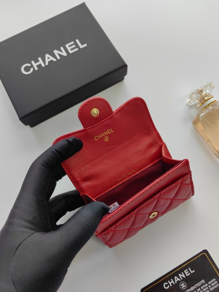 【シャネル】キャビアスキン 長財布 ココマーク金具 上品なブラックレザーのレディースウォレット - 画像 6