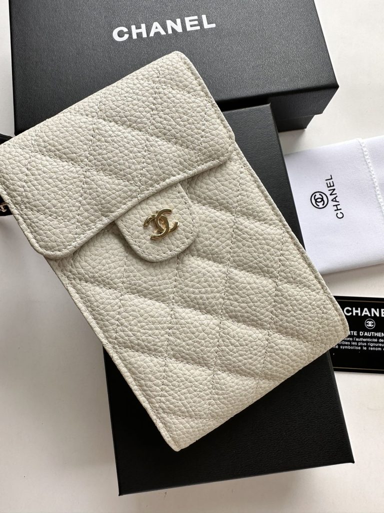 【シャネル】キャビアスキン 長財布 ココマーク金具 上品なブラックのレディースウォレット - 画像 6