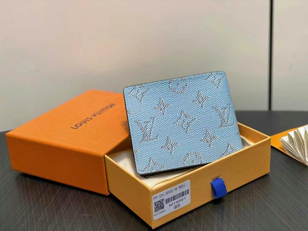 ルイ・ヴィトン モノグラムキャンバス 上品な長財布 レディース人気モデル ギフトにも最適 - 画像 2