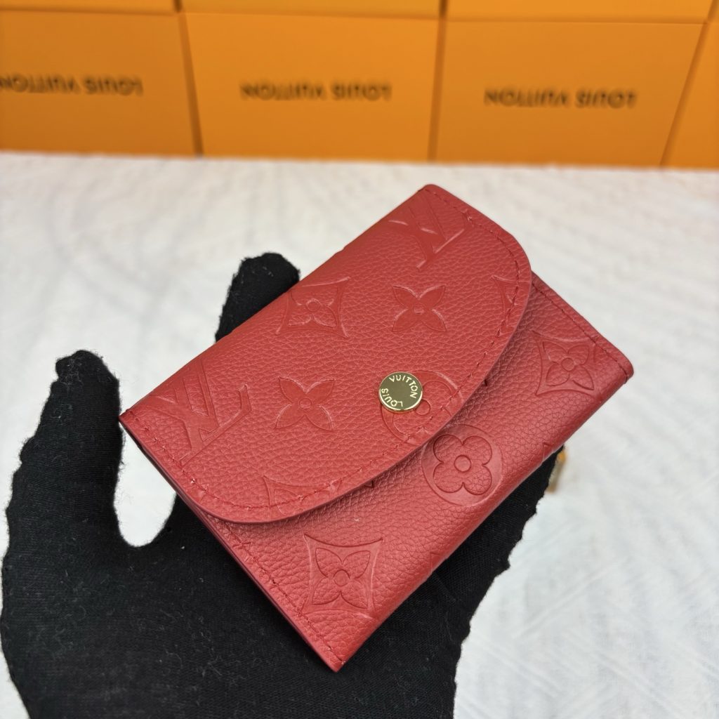 ルイヴィトン(LOUIS VUITTON) 長財布 モノグラム コインホール付き クラシックなデザイン 上品で高級感のある逸品です - 画像 3