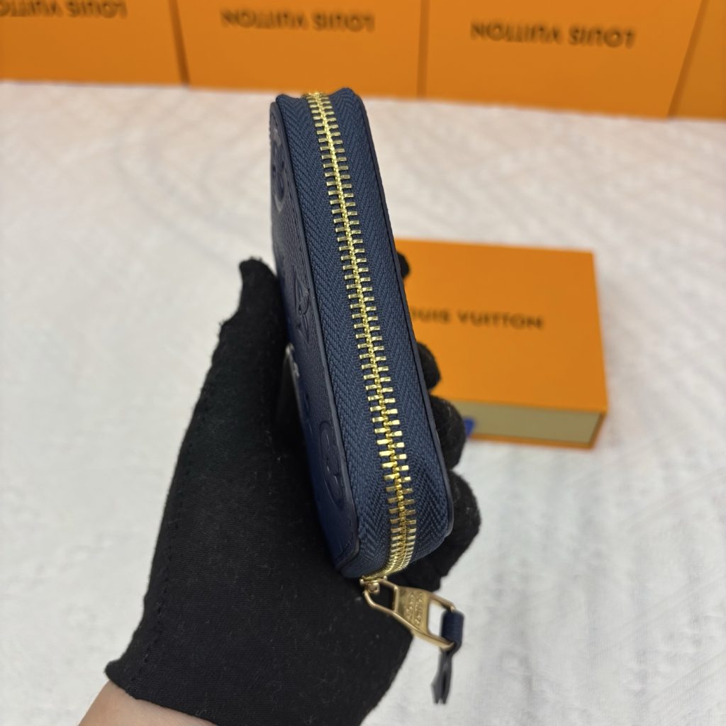 ルイヴィトン（LOUIS VUITTON） 長財布 モノグラム クラシックなデザイン 金具美品 上品で高級感あふれる逸品 - 画像 5