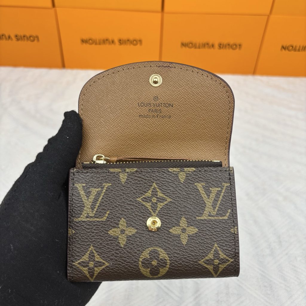 ルイヴィトン 長財布 モノグラム コインポケット付き クラシックで上品なデザイン 高級感あふれる逸品 - 画像 5