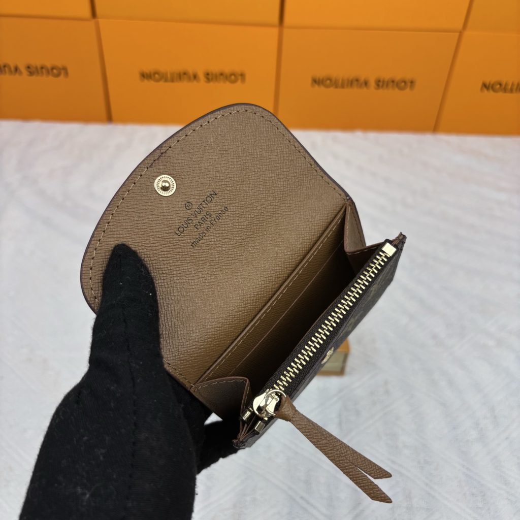 ルイヴィトン 長財布 モノグラム コインポケット付き クラシックで上品なデザイン 高級感あふれる逸品 - 画像 6
