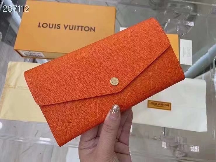 ルイヴィトン（LOUIS VUITTON） 長財布 モノグラム クラシックなデザイン 金具美品 上品で高級感あふれる逸品 - 画像 4