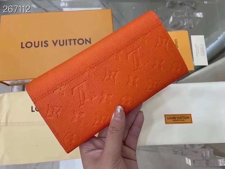 ルイヴィトン（LOUIS VUITTON） 長財布 モノグラム クラシックなデザイン 金具美品 上品で高級感あふれる逸品 - 画像 5