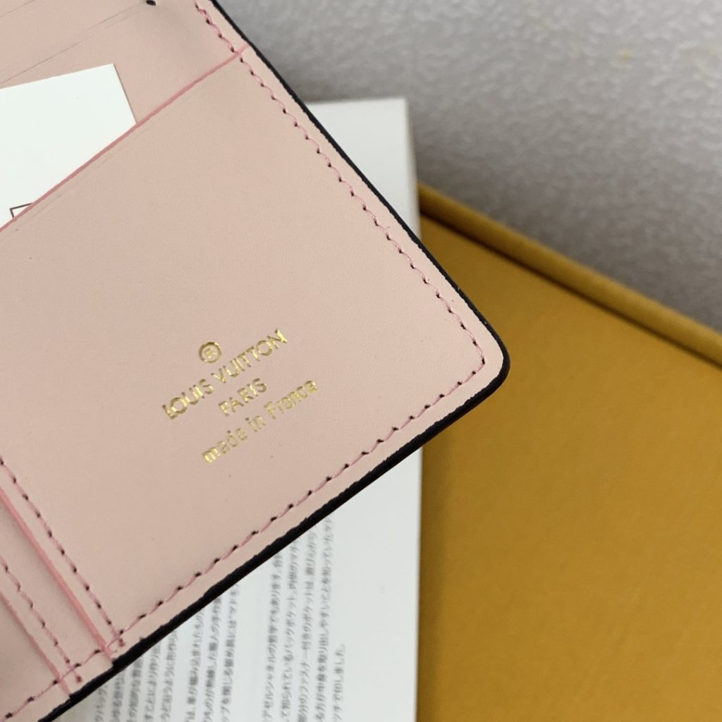 ルイ・ヴィトン モノグラムキャンバス 上品な長財布 レディースのギフトや普段使いに最適 - 画像 8