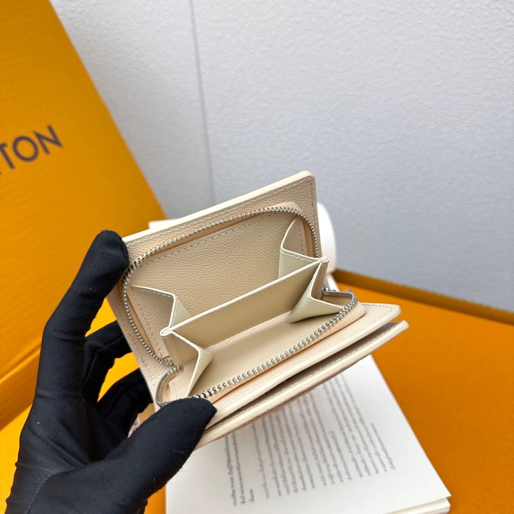 ルイ・ヴィトン モノグラムキャンバス 上品な長財布 レディースのギフトに最適な定番モデル - 画像 6