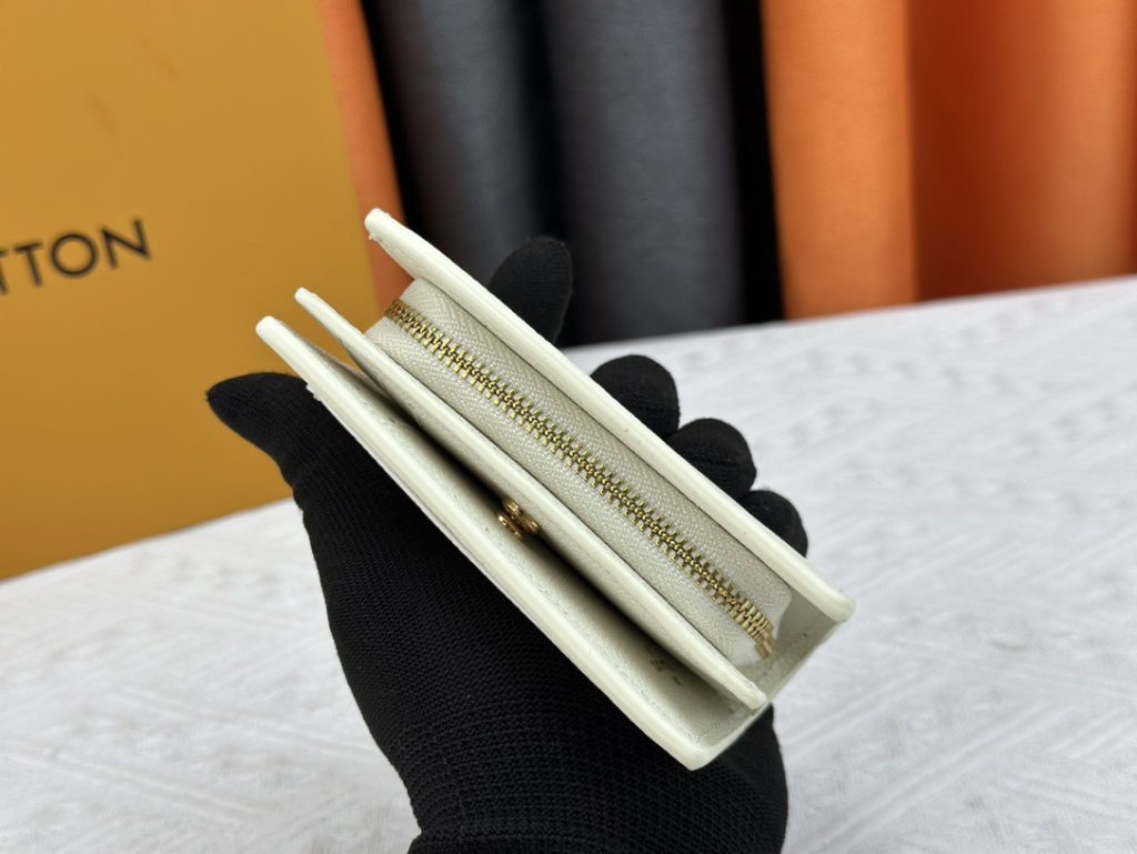 ルイ・ヴィトン モノグラムキャンバス 上品な長財布 レディース人気モデル ギフトにも最適 - 画像 4